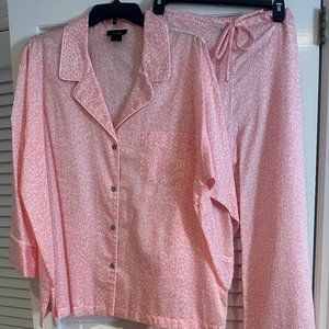 Natori Pajama Set